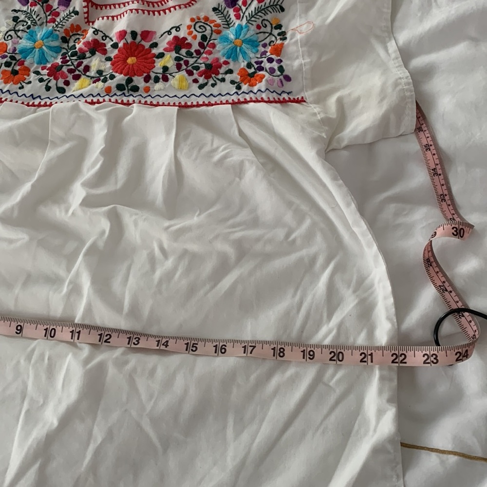Mexican Embroidered Top White - Picture 6 of 10